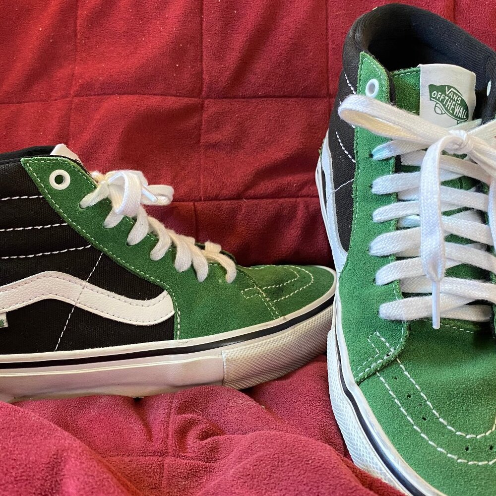 Vans Green & Black High tops M7 W8.5 Nice!